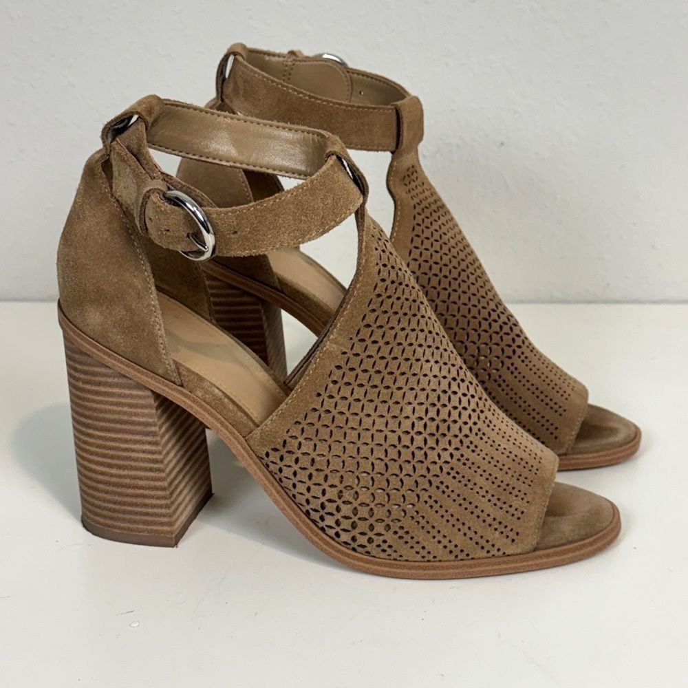 Marc Fisher Vixen Suede Cutout Block Heel Sandals 10